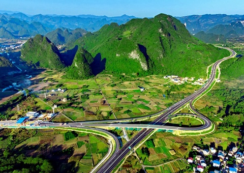 打出政策“组合拳”！桂林全链条要素包管助推墟落振兴